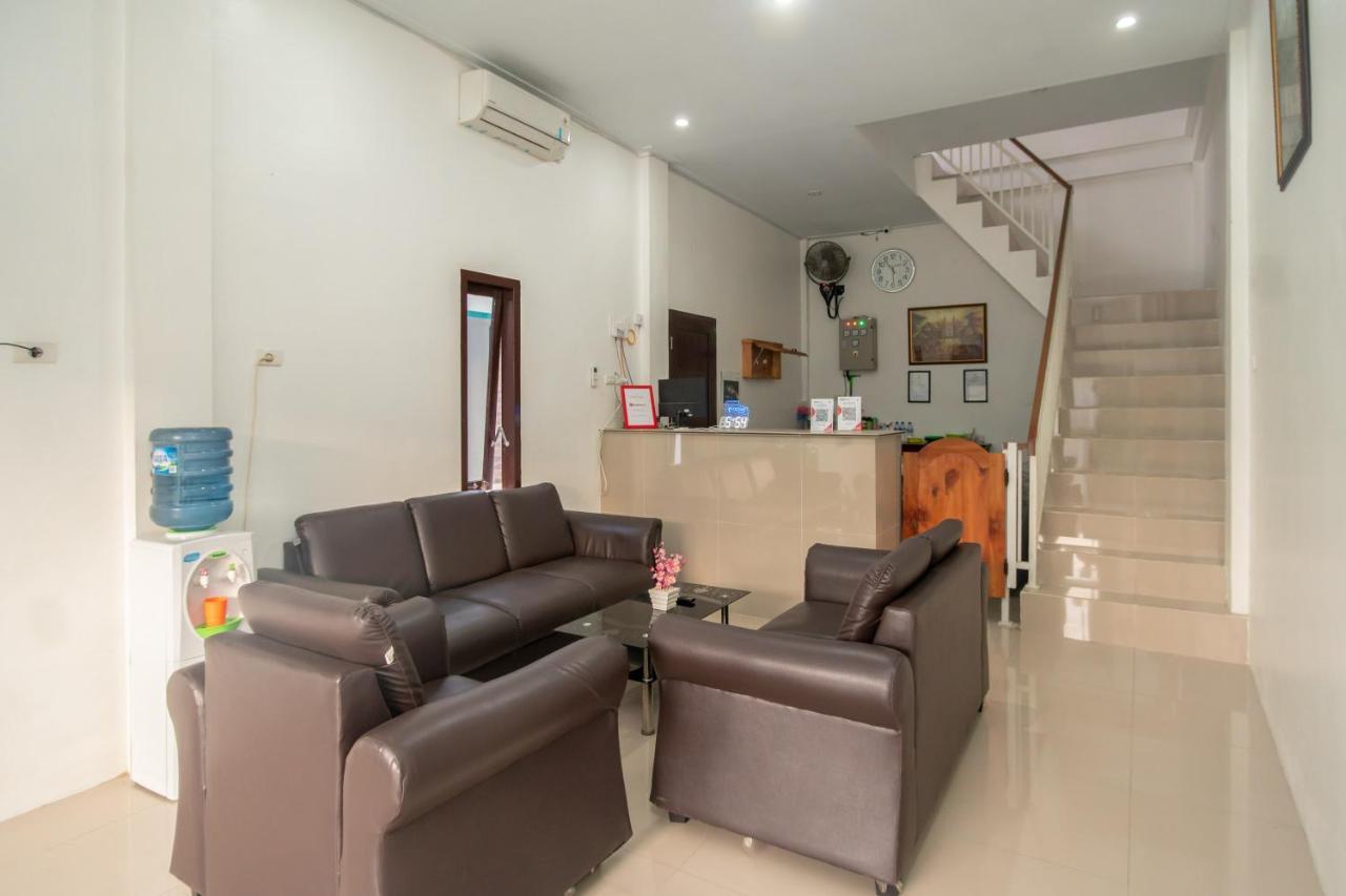 Hotel Reddoorz Syariah Near Pelabuhan Ulee Lheue Banda Aceh